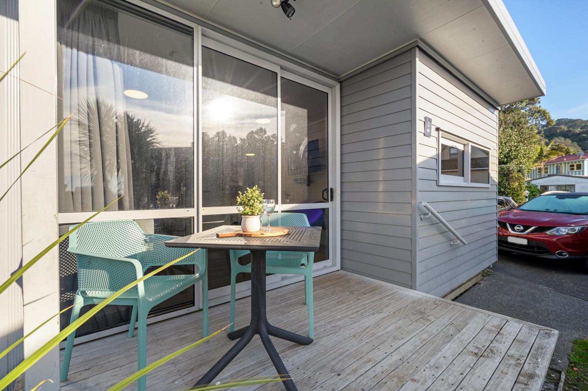 Tasman Holiday Parks - Waihi Beach מראה חיצוני תמונה A typical studio apartment