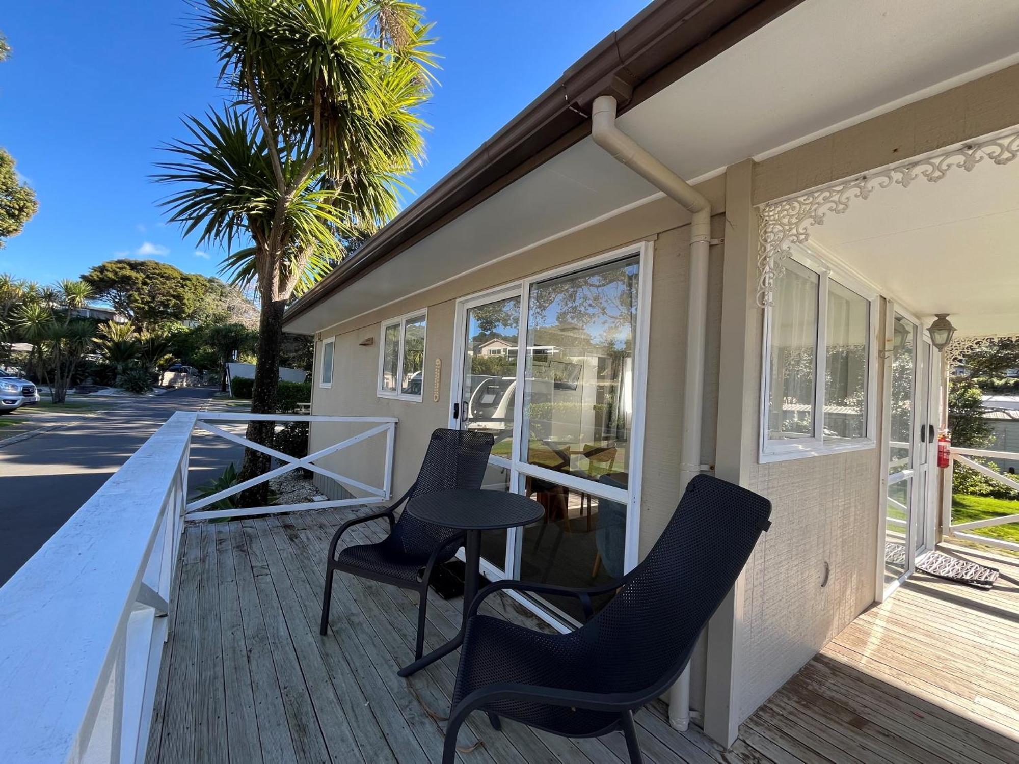 Tasman Holiday Parks - Waihi Beach מראה חיצוני תמונה Motel exterior